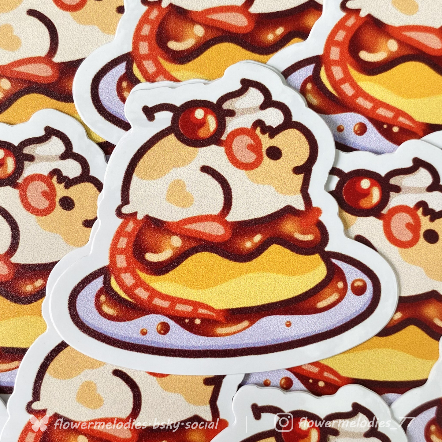 Pudding Rat sticker - Two tone cream