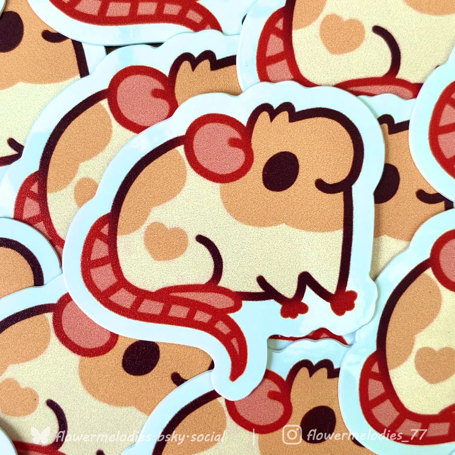 Rat sticker - Two tone cream