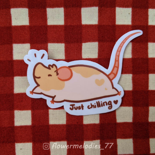 Just chilling rat sticker - Two tone cream